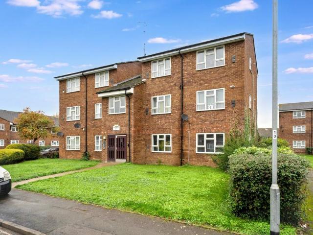 Flat for rent in Datchet