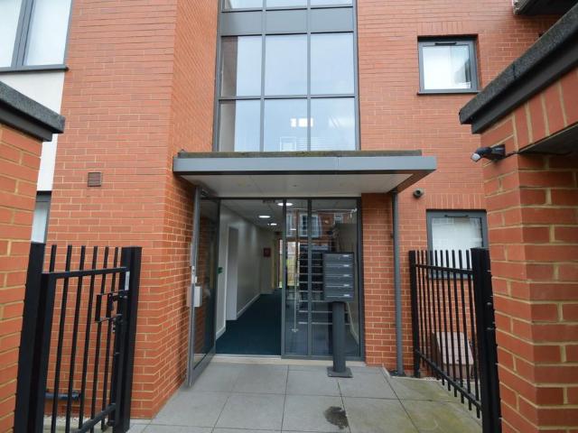 Flat for rent in Sudbury, Greater London