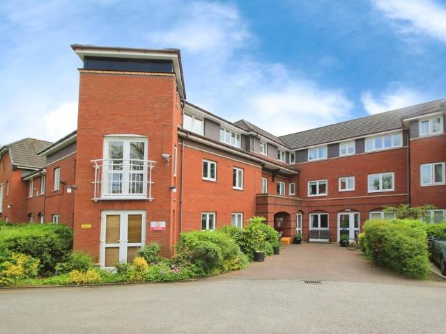 Flat for rent in Upton-by-Chester, Two Mills