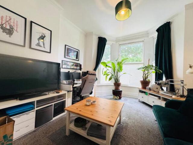 Flat for rent in Cat Hill