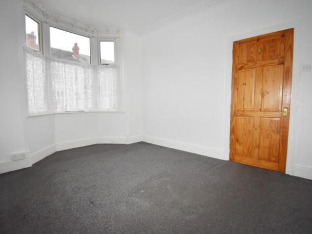 Flat for rent in Upper Stoke, West Midlands