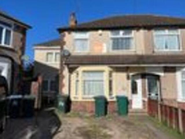 Flat for rent in Black Bourton, Oxfordshire