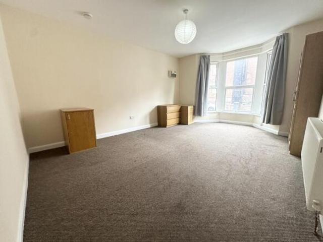 Flat for rent in Armley, West Yorkshire