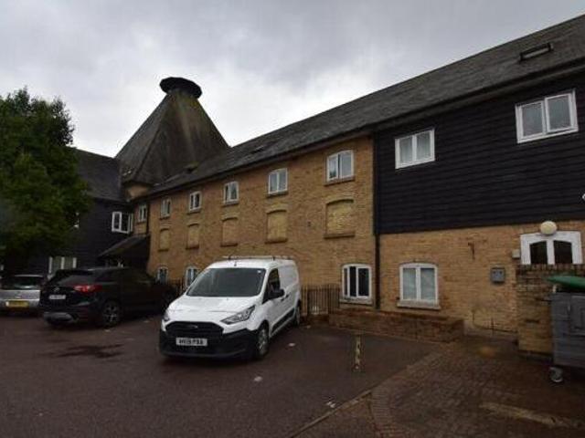 House for rent in Hertford, Colliers End