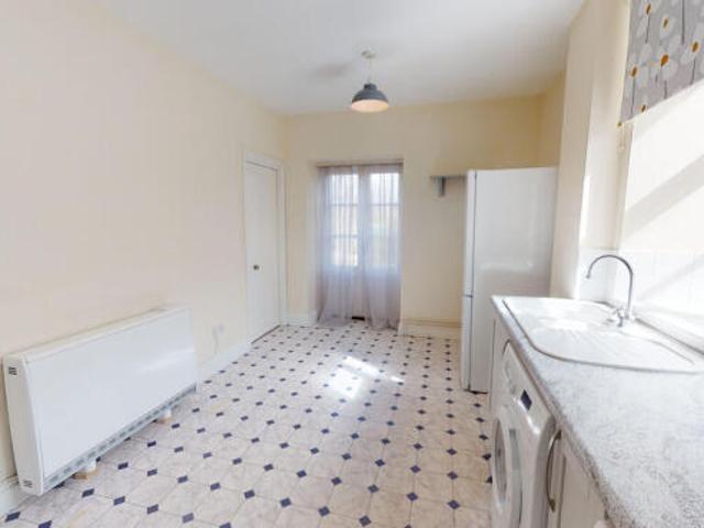 Flat for rent in Golden Valley, Gloucestershire