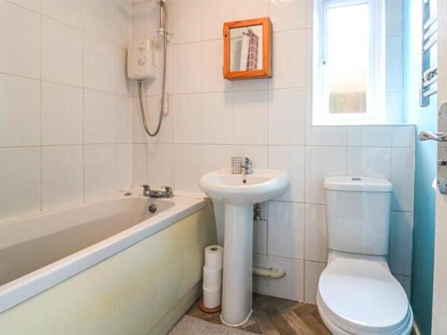 Flat for rent in Sherwood, Sandown Park
