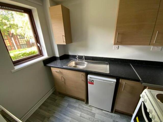 Flat for rent in Harehills, Leeds
