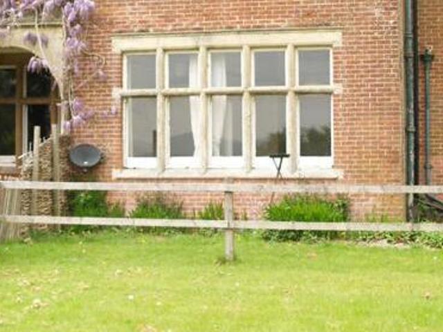 House for rent in Petersfield, Bolton Low Houses