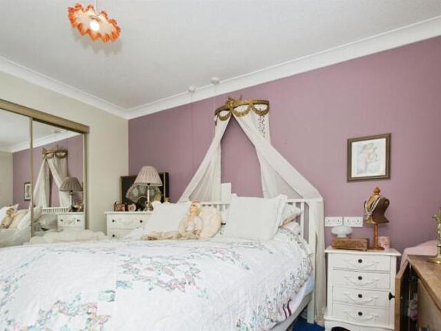 Flat for sale in Chesterton, Arbury