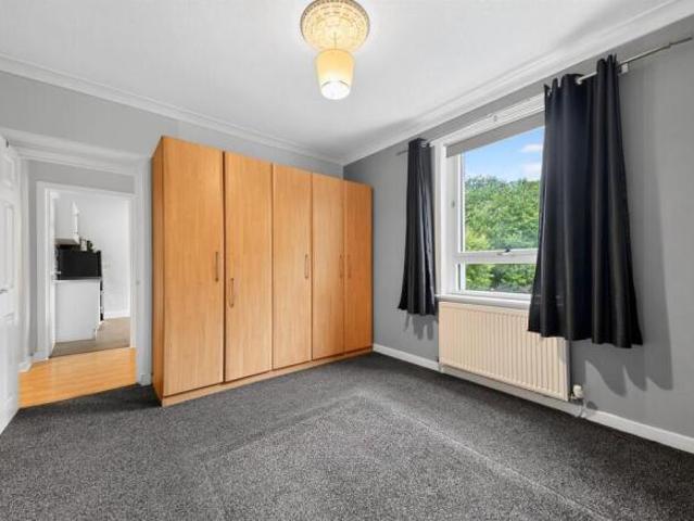Flat for sale in Cambuslang, Scotland