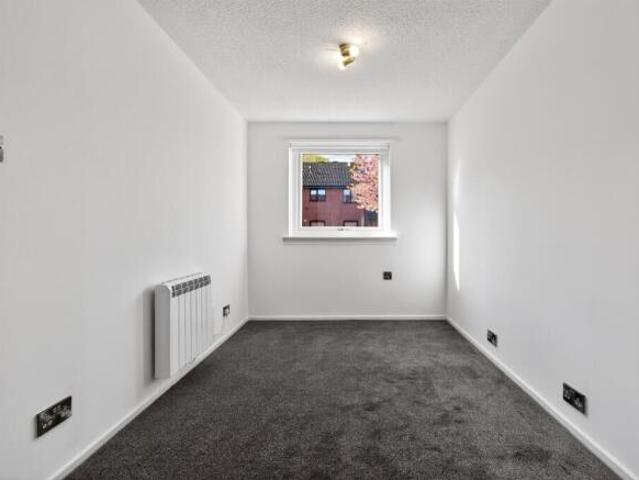 Flat for sale in Crookston Home, Scotland