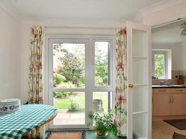 House for sale in Hillview, Surrey