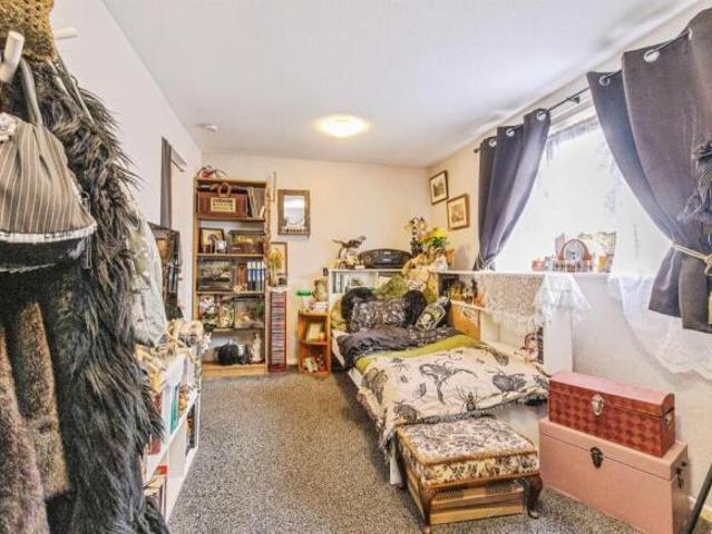 Flat for sale in Glebe Park, Lincoln