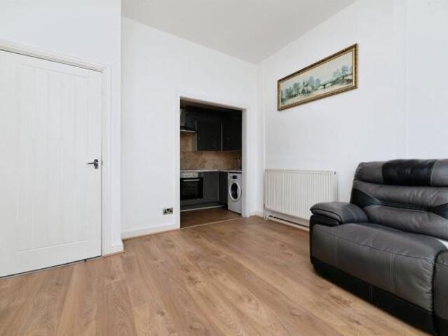Flat for sale in Hull, City Of Kingston Upon Hull