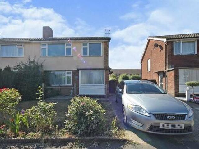 House for rent in Lyons, Greater London