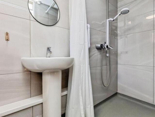 Flat for sale in Peterborough, Cambridgeshire and Peterborough