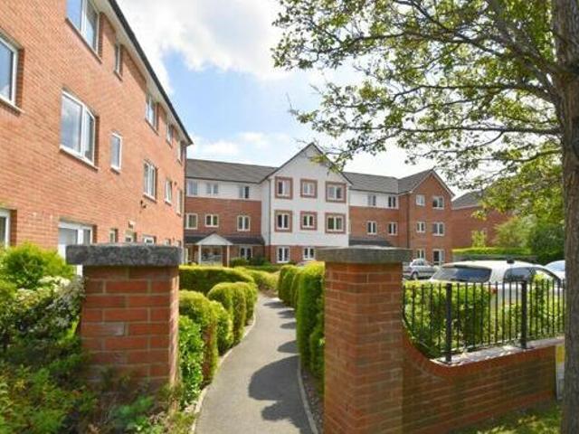 House for sale in Tricketts Cross, Ferndown