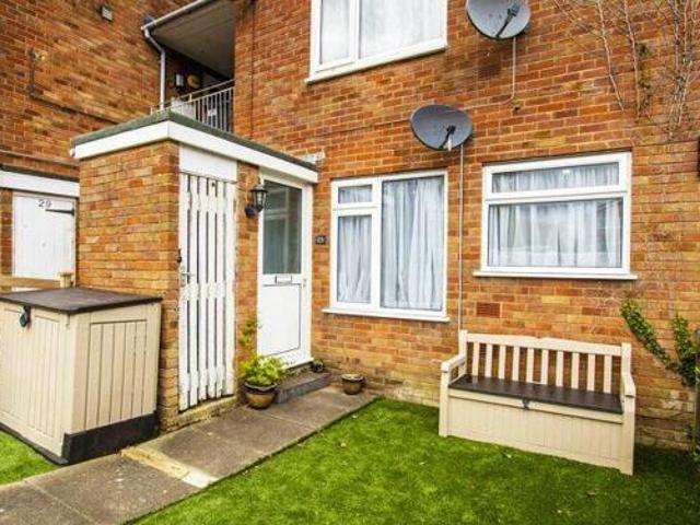 House for sale in Tricketts Cross, Ferndown