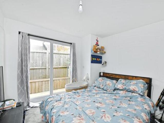 Flat for sale in Mount Wise