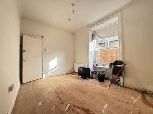 Flat for sale in Fratton, City Of Portsmouth