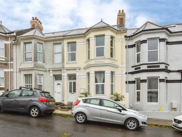 Flat for sale in Mount Wise