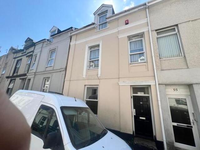 Flat for sale in Mount Wise