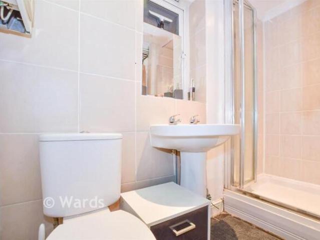Flat for sale in Midway, Kent