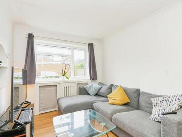House for sale in Kingston Upon Thames, Greater London