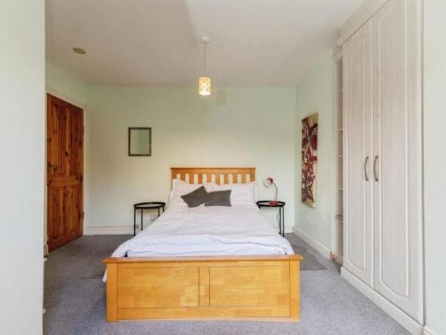 Flat for sale in Oldfield Park, Bath