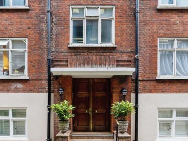 House for sale in Blackfriars, Greater London