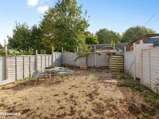 Flat for sale in Bristol, West of England