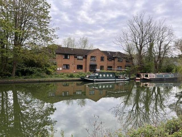 House for sale in Pouchen End, Hertfordshire
