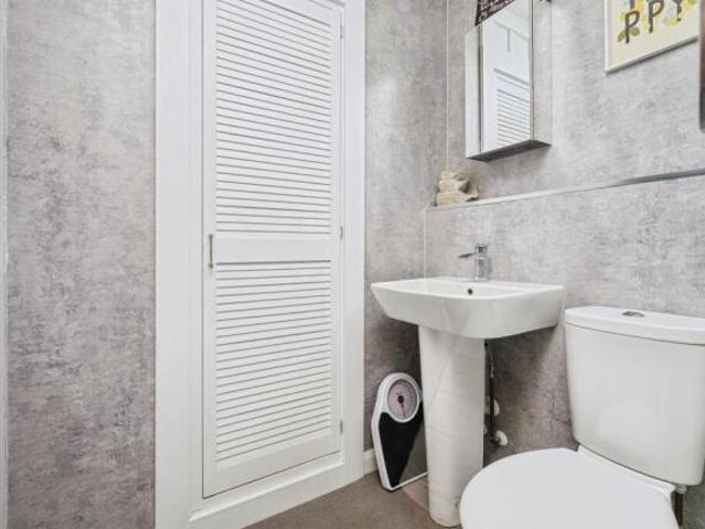 Flat for sale in Mount Wise