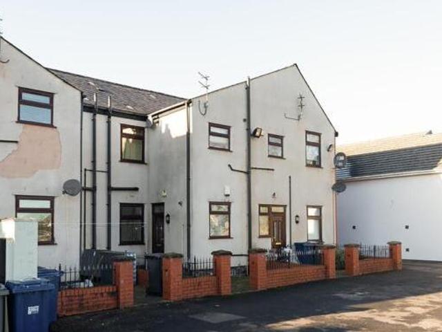House for sale in Higher Bartle, Lancashire