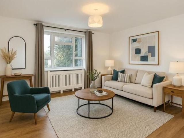 Flat for sale in Orpington, Greater London
