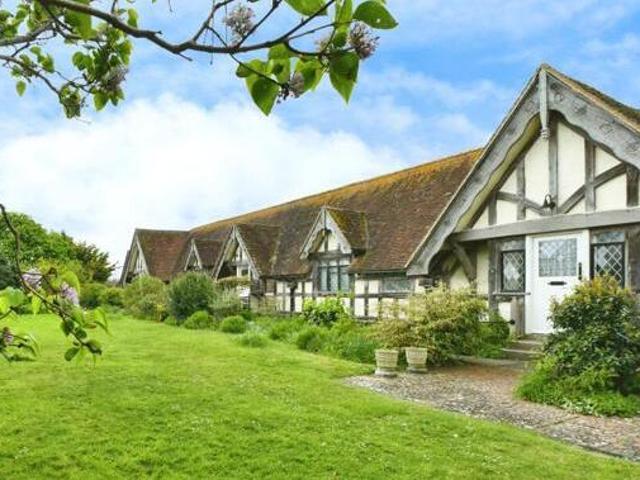 House for sale in Lyons, Greater London