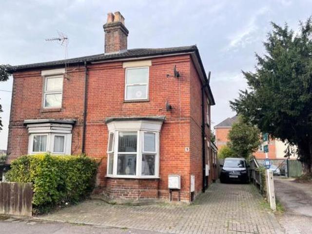 House for sale in Barton Stacey, Hampshire