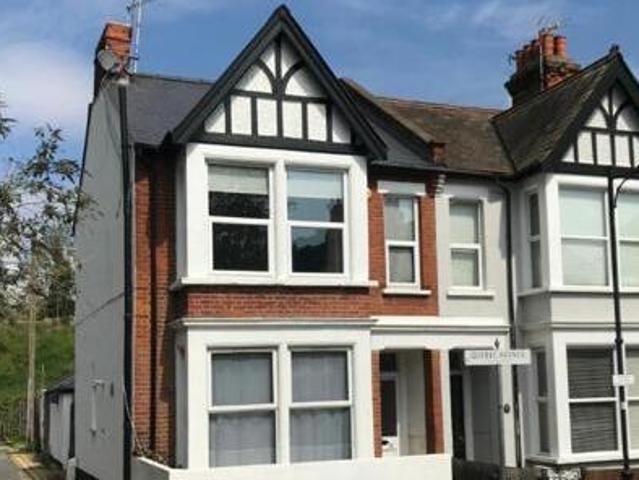 House for sale in Alton Barnes