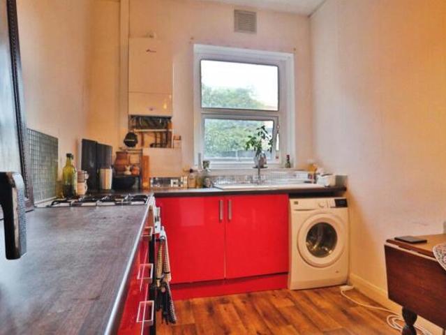 Flat for sale in Pudsey, West Yorkshire