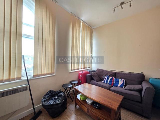 Apartment for rent in Highfields, Huddersfield