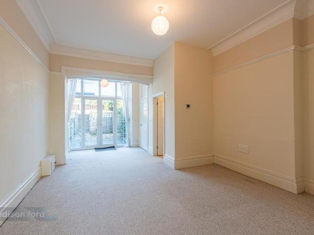 Apartment for rent in Cliftonville, Weston-super-Mare