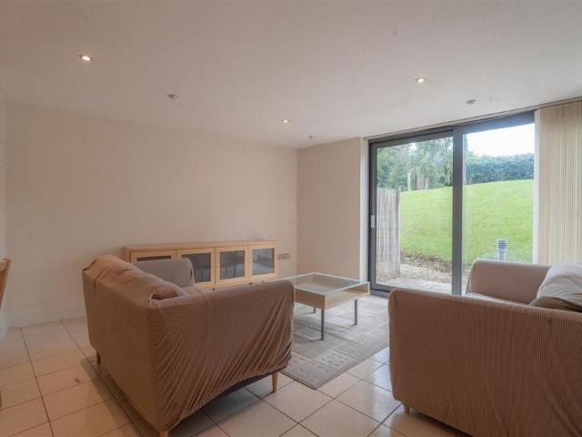 Apartment for rent in Golden Valley, Gloucestershire