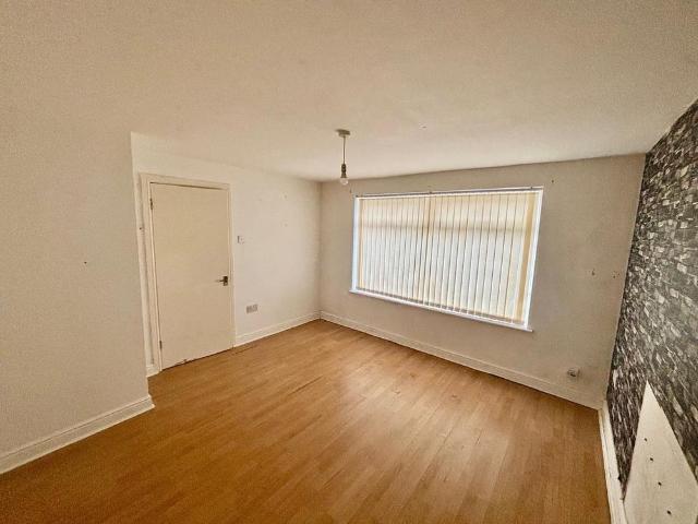 Apartment for rent in Grove Hill, Normanby
