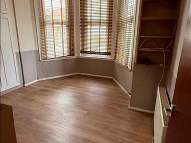 Apartment for rent in Gants Hill, Greater London