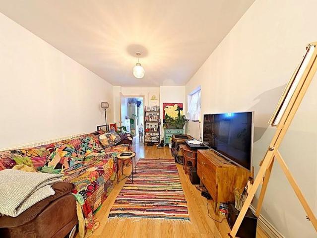 Apartment for rent in Wealdstone, Greater London