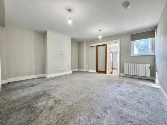 Apartment for rent in Horsham, West Sussex