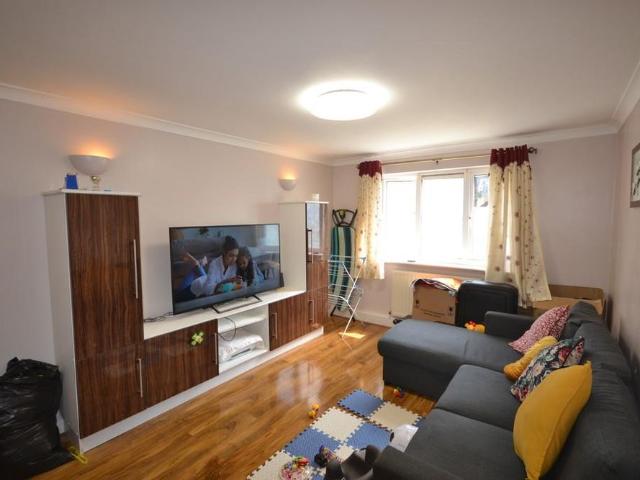 Apartment for rent in Chadwell Heath, Greater London