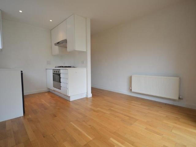 Apartment for rent in Pennington, Ashurst Bridge