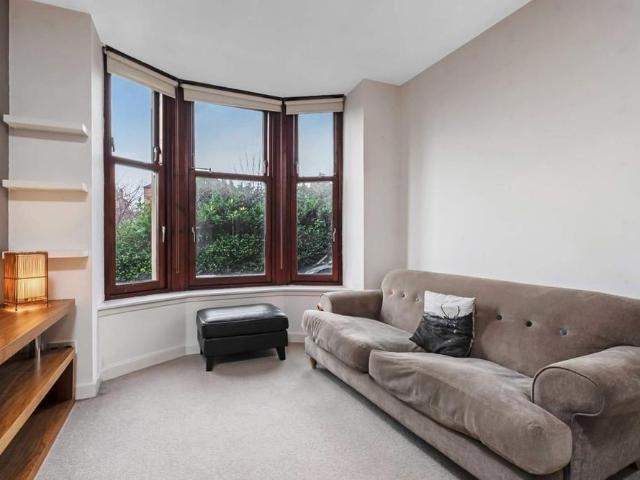 Apartment for rent in Broomhill, Scotland