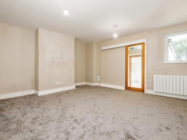Apartment for rent in Horsham, West Sussex